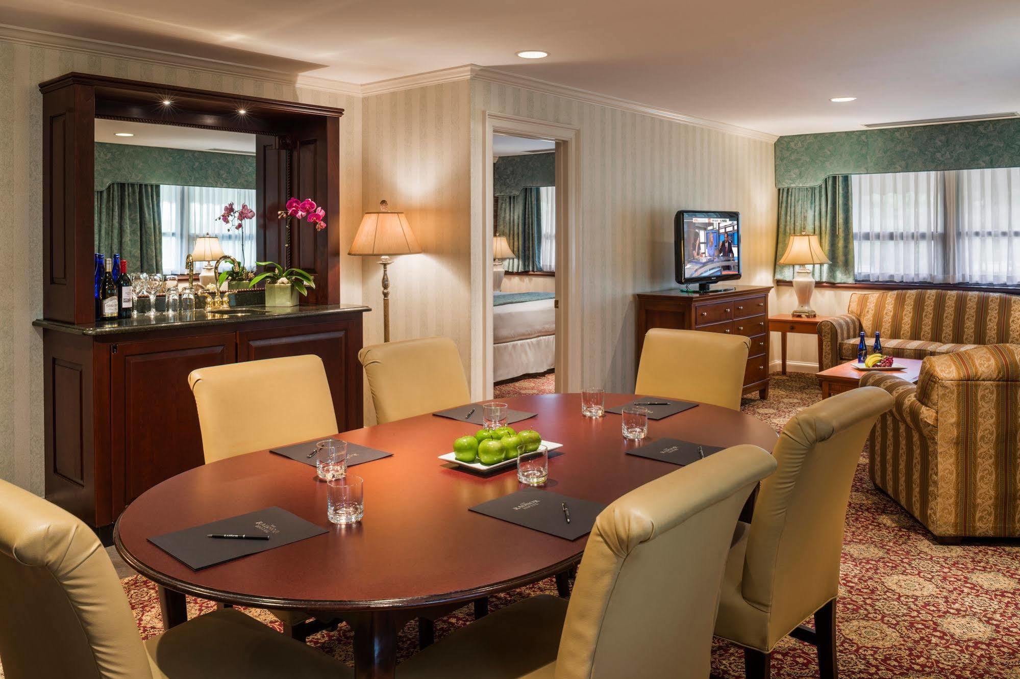 The Radnor Hotel Wayne Εξωτερικό φωτογραφία