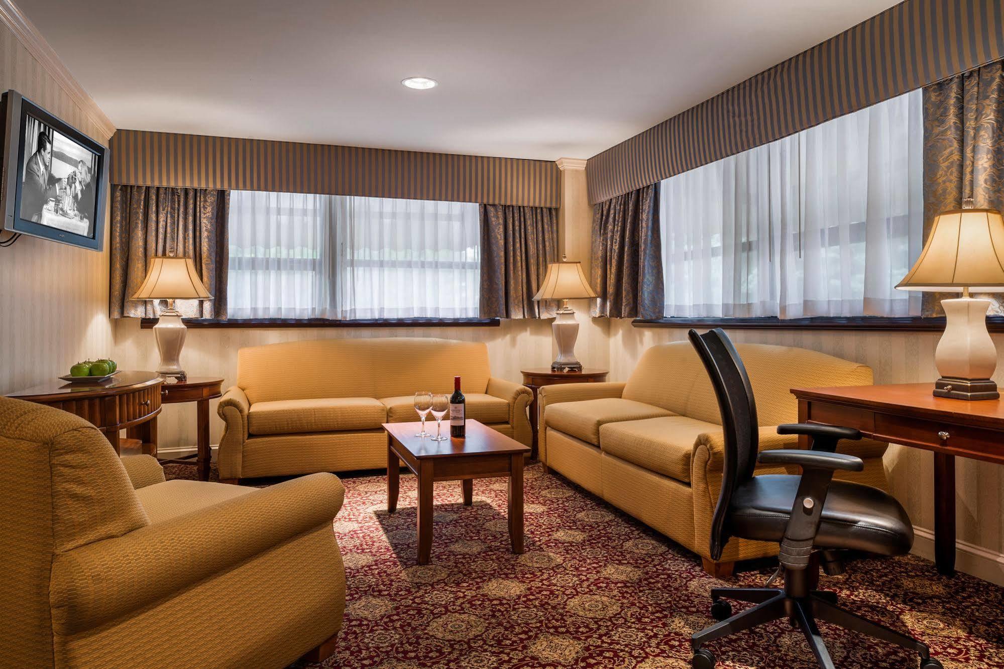The Radnor Hotel Wayne Εξωτερικό φωτογραφία